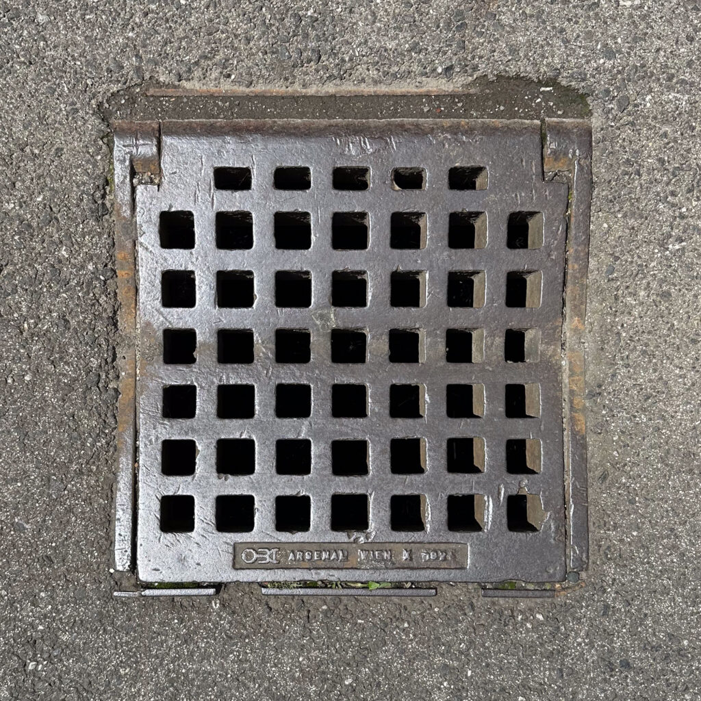 Deckel 1925-04
1070, Neubau – 1925 – Arsenal Wien X