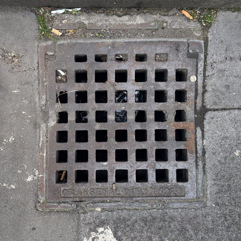 Deckel 1928-03
1010, Innere Stadt – 1928 – Arsenal Wien X