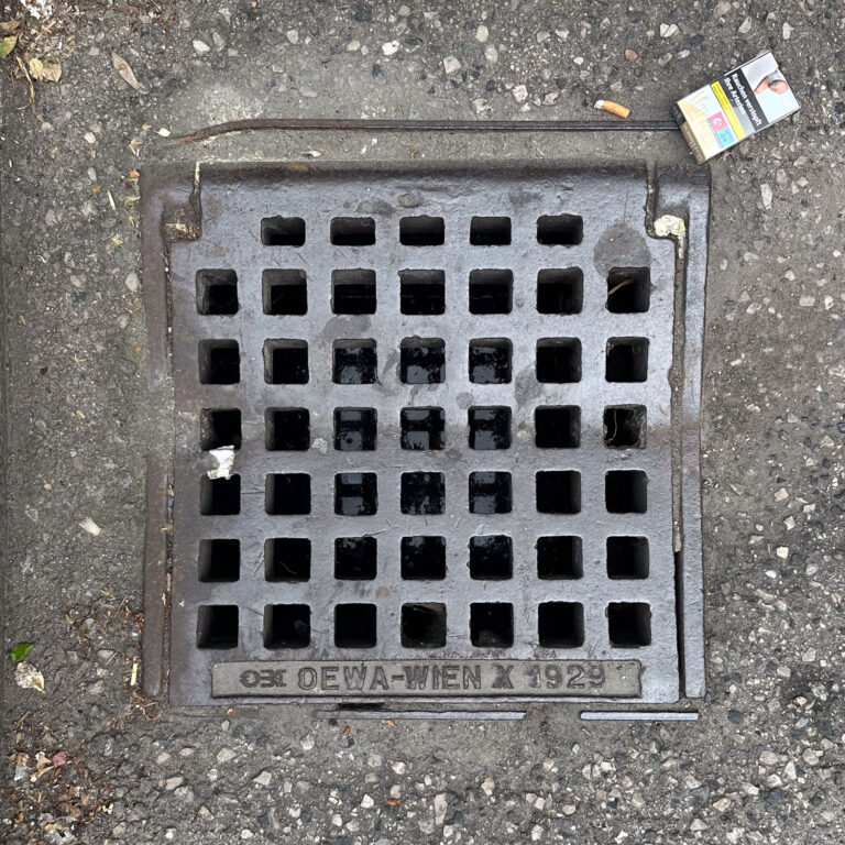 Deckel 1929-03
1040, Wieden – 1929 – OEWA-Wien X
