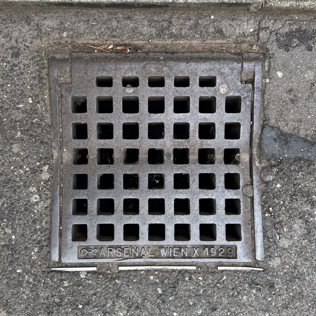 Deckel 1929-04
1010, Innere Stadt – 1929 – Arsenal Wien X