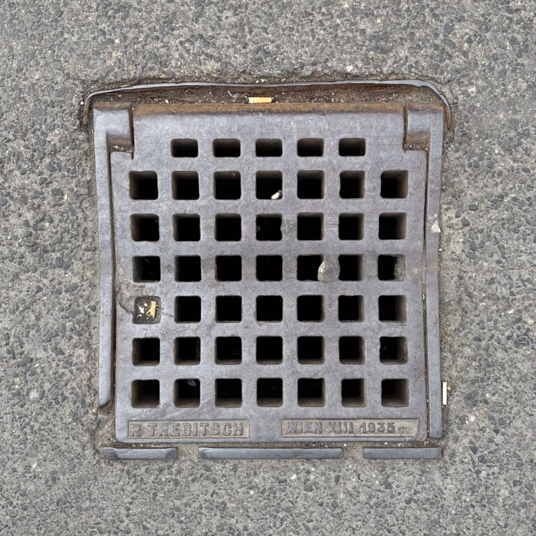 Deckel 1935-04
1060, Mariahilf – 1935 – R. Trebitsch