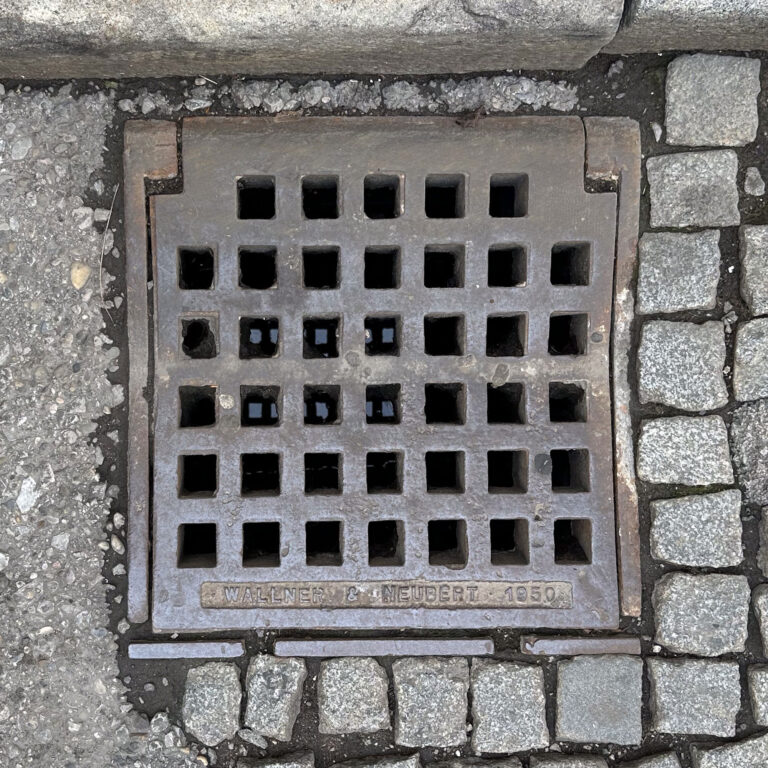 Deckel 1950-01
1010, Innere Stadt – 1950 – Wallner & Neubert