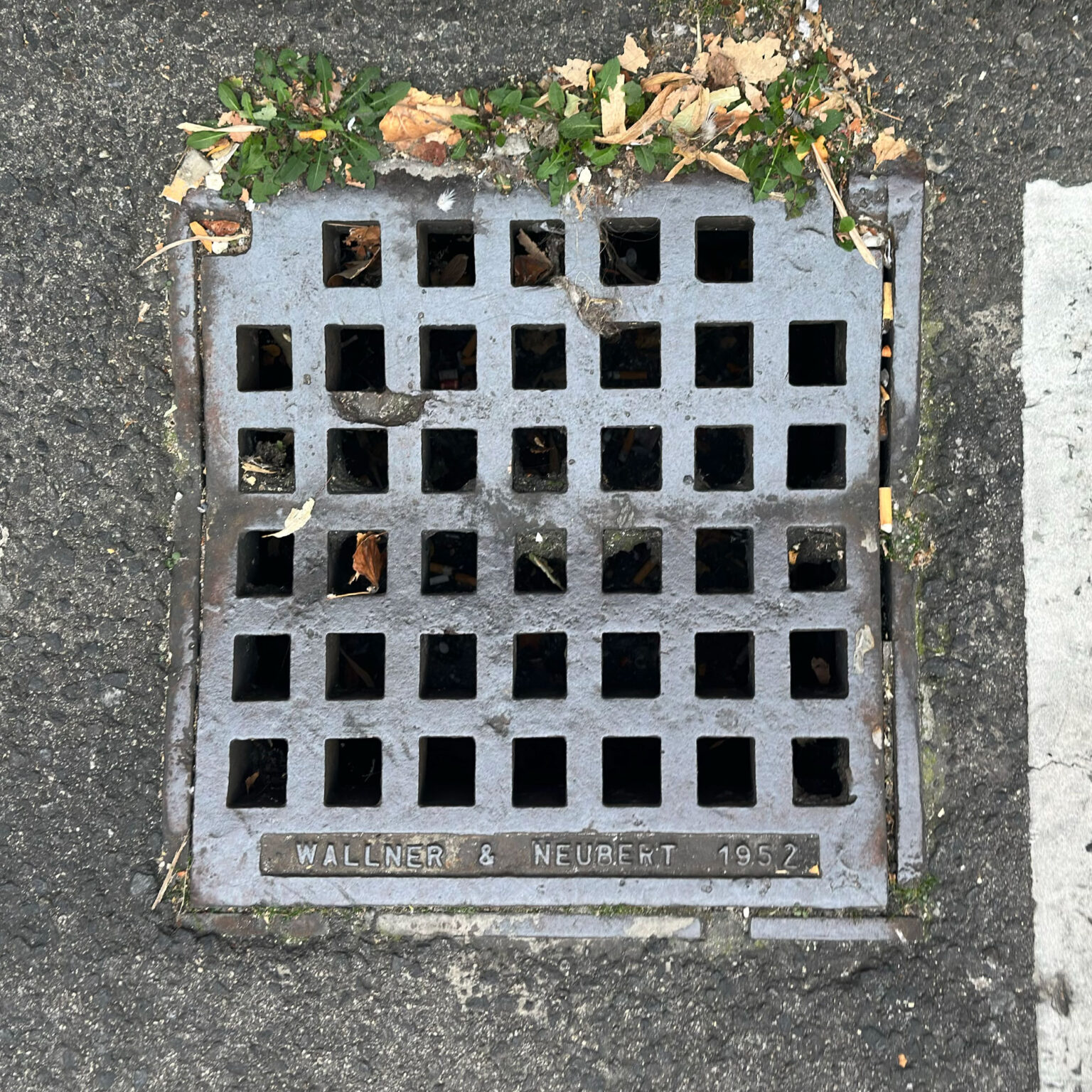 Deckel 1952-01
1010, Innere Stadt – 1952 – Wallner & Neubert