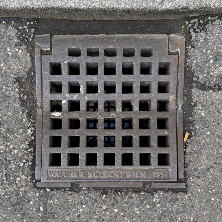 Deckel 1957-01
1010, Innere Stadt – 1957 – Wallner & Neubert