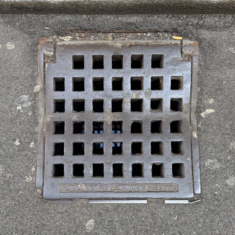 Deckel 1960-01
1010, Innere Stadt – 1960 – Wallner & Neubert