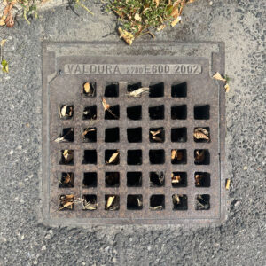 Deckel 2002-02
1220, Donaustadt – 2002 – Valdura