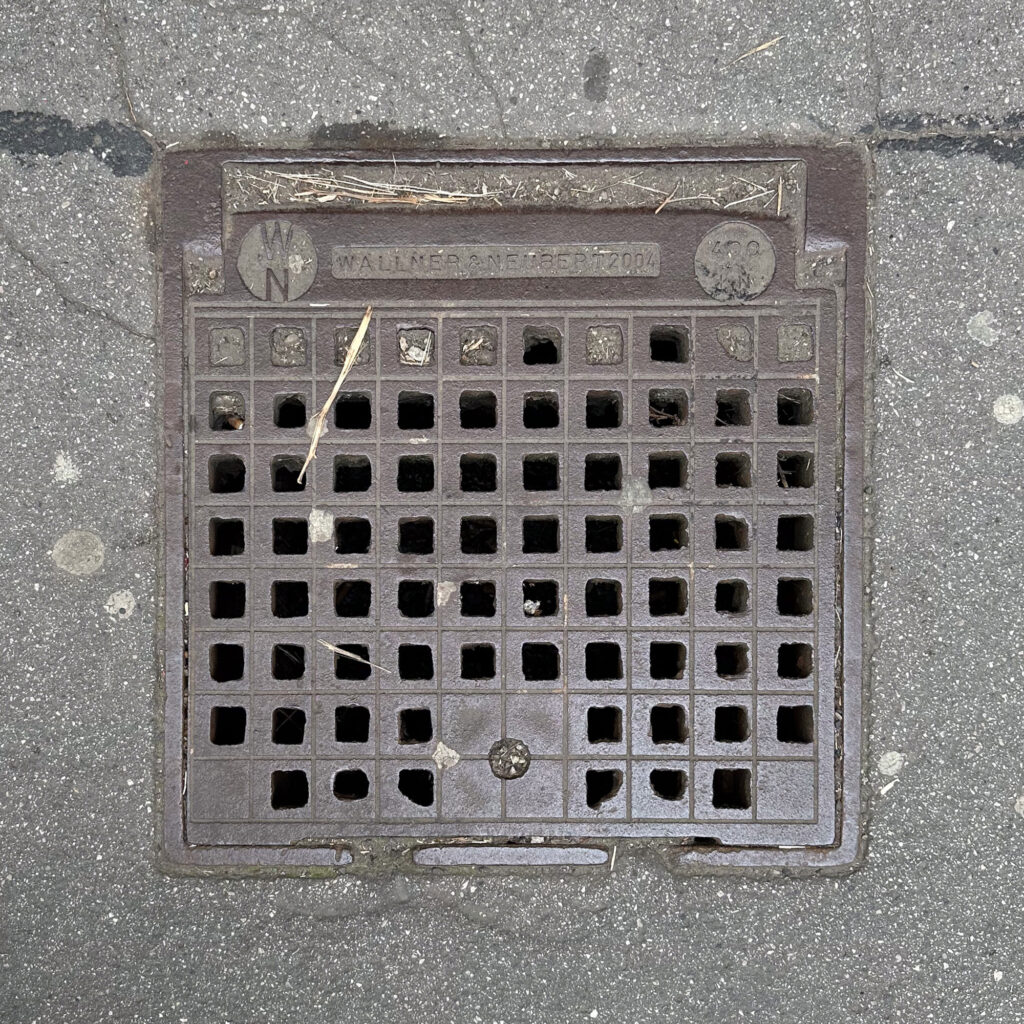 Deckel 2004-01
1060, Mariahilf – 2004 – Wallner & Neubert