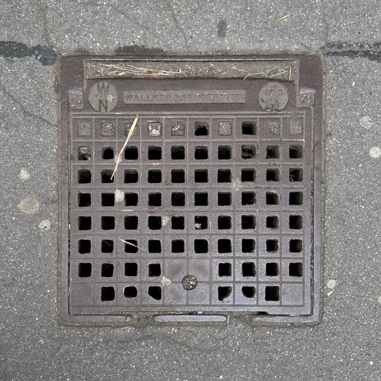 Deckel 2004-01
1060, Mariahilf – 2004 – Wallner & Neubert