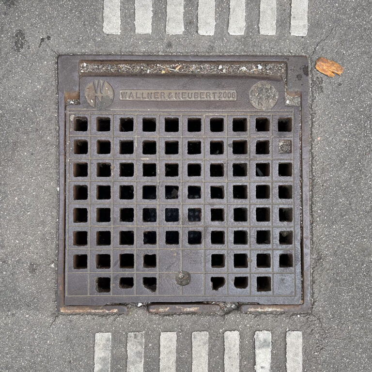 Deckel 2006-01
1060, Mariahilf – 2006 – Wallner & Neubert