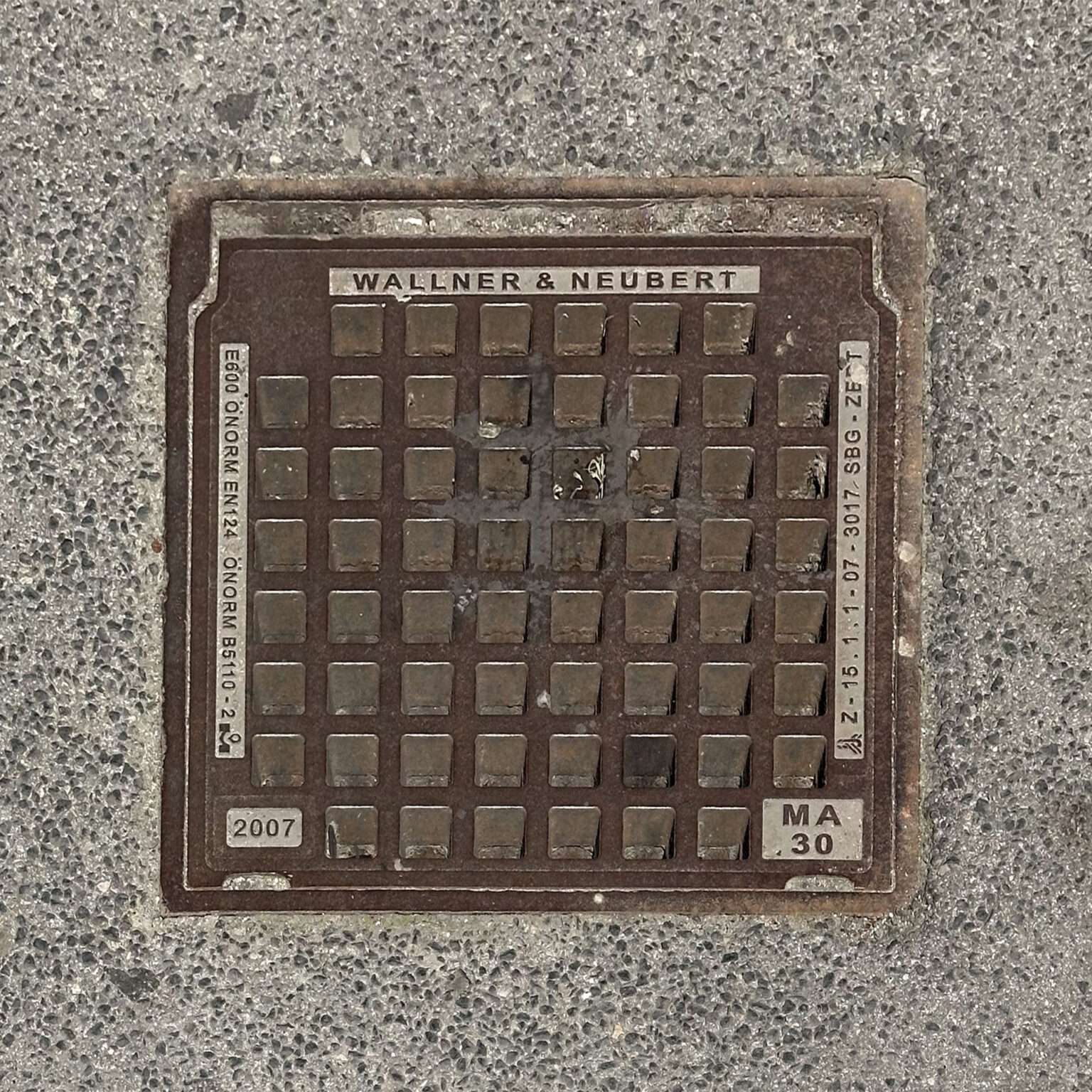 Deckel 2007-02
1050, Margareten – 2007 –