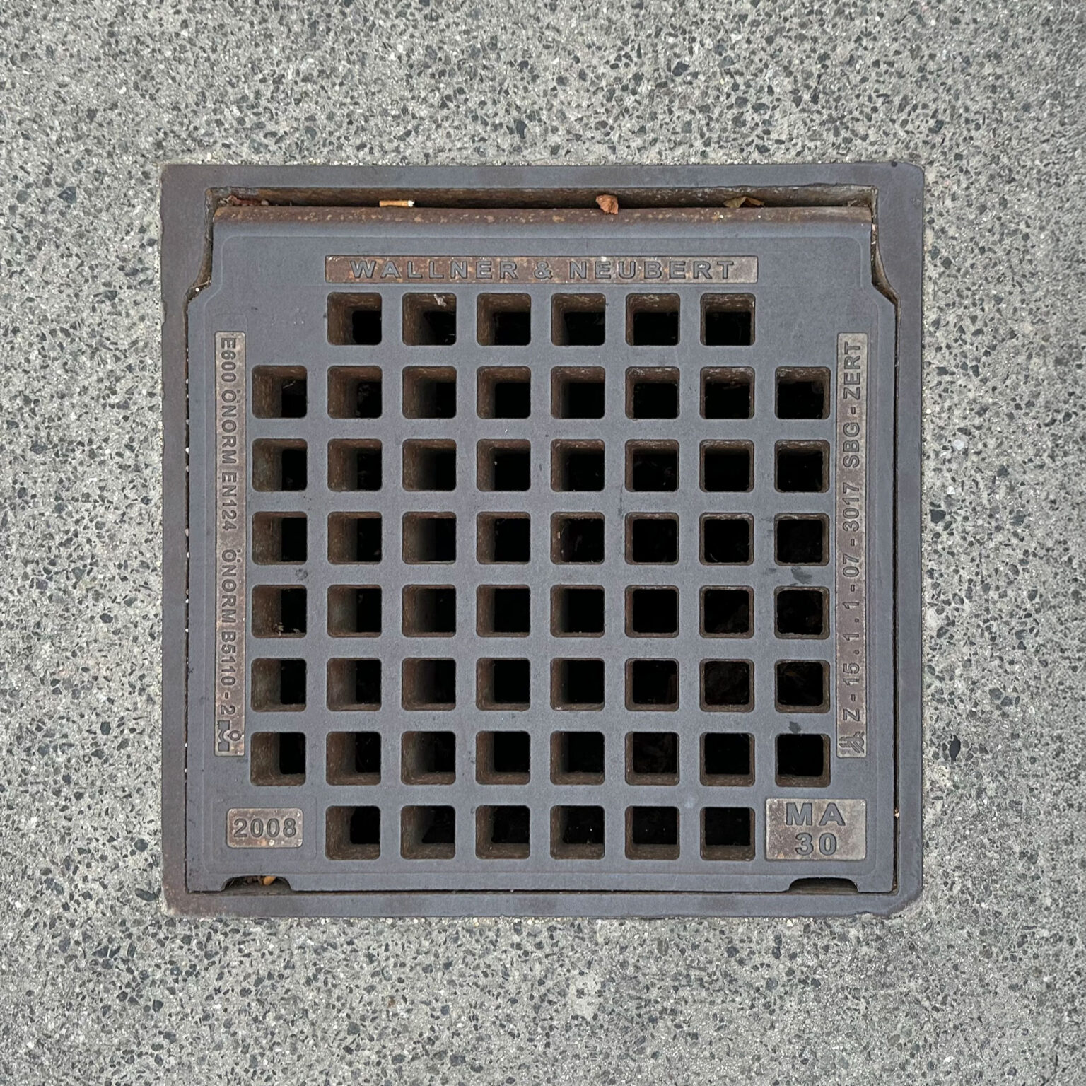 Deckel 2008-02
1100, Favoriten – 2008 – Wallner & Neubert