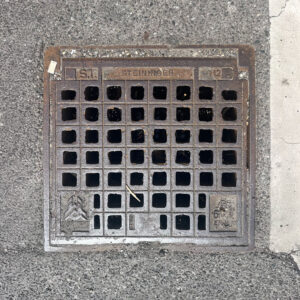 Deckel 2012-03
1220, Donaustadt – 2012 – Steininger