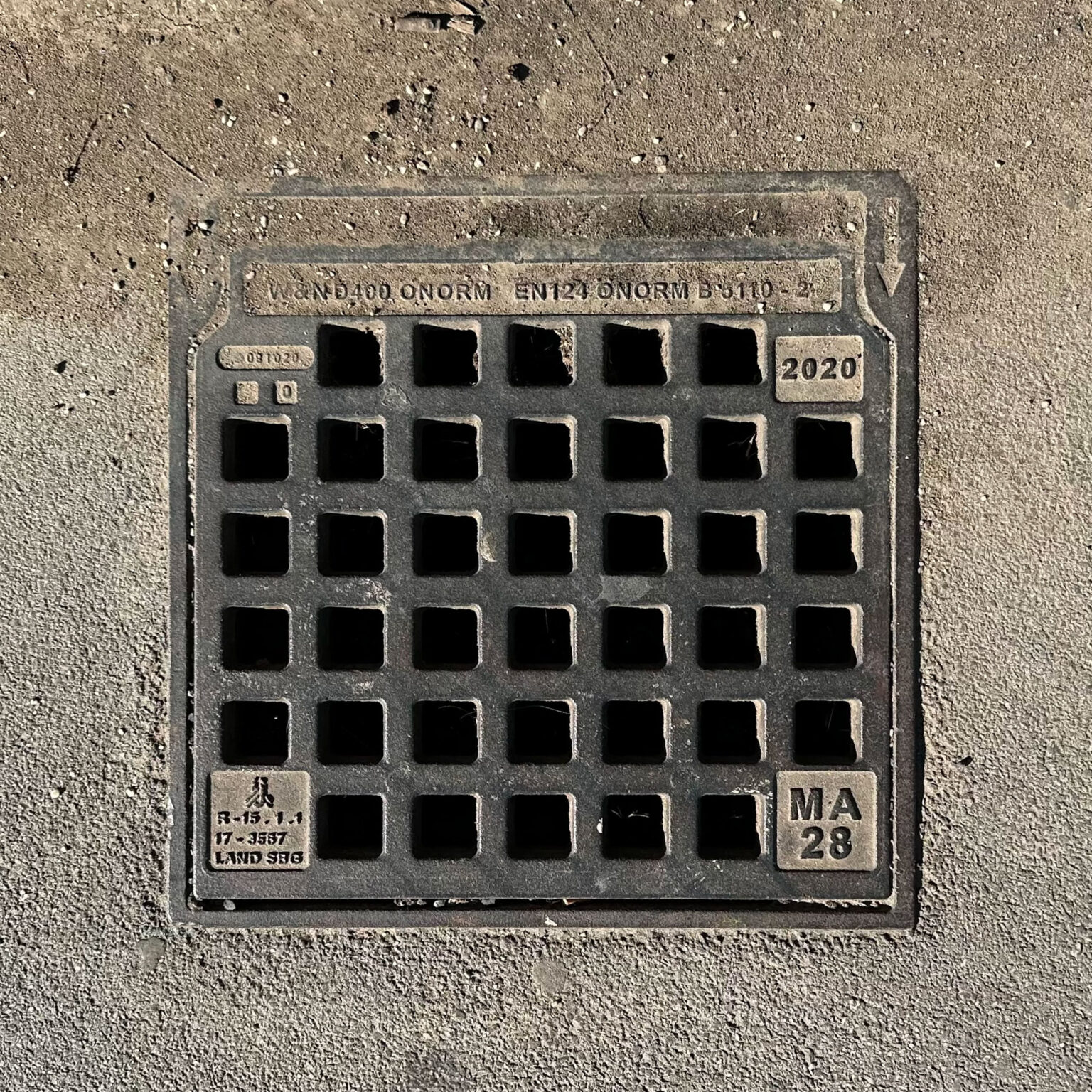 Deckel 2020-04
1210, Floridsdorf – 2020 – Wallner & Neubert