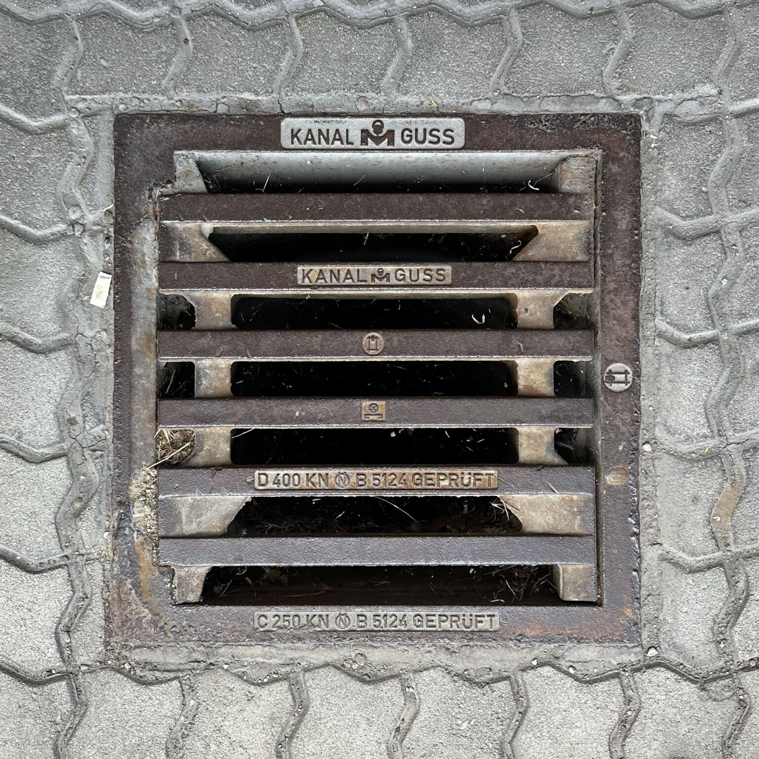 Deckel XXXX-16
1020, Leopoldstadt – Unbekannt – Meier Guss